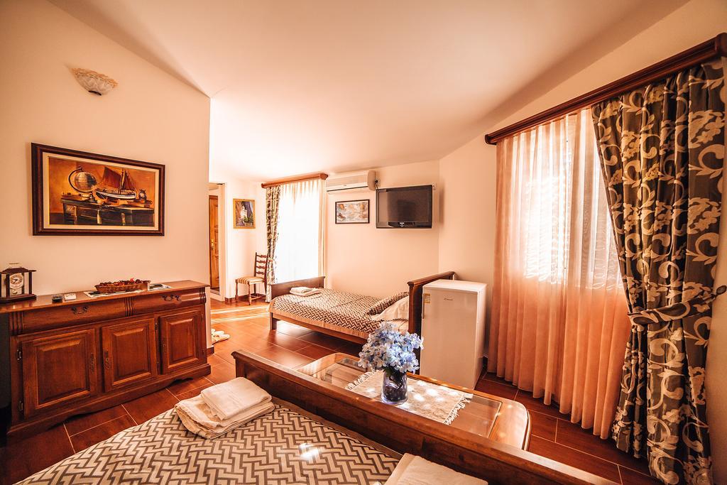 Guest House Sebelj Budva Zimmer foto